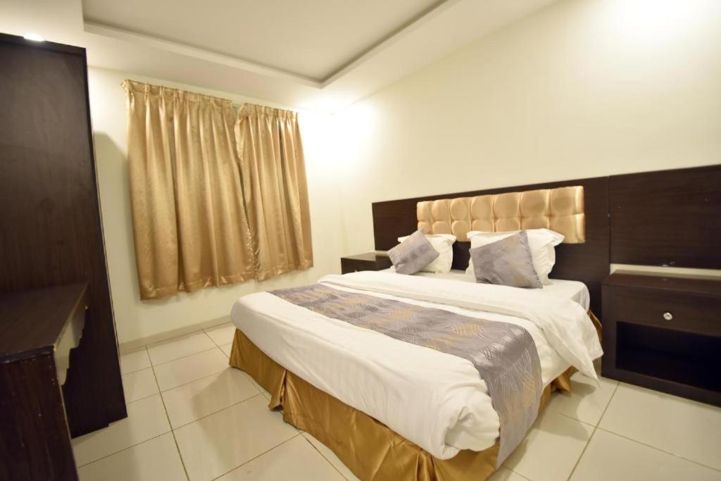 Rawat Al Msaif Hotel Suites Ta'if Exterior foto